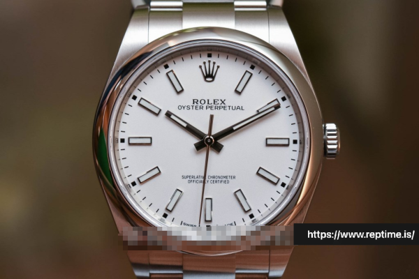 ロレックスオイスターパーペチュアル114300.2女性ホワイト39MM - Image 2