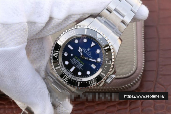 ロレックスシードゥエラー126660.2メンズブルー＆ランプ;ブラック44MM - Image 3