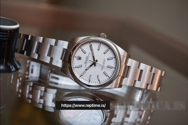 ロレックスオイスターパーペチュアル114300.2女性ホワイト39MM - Image 5