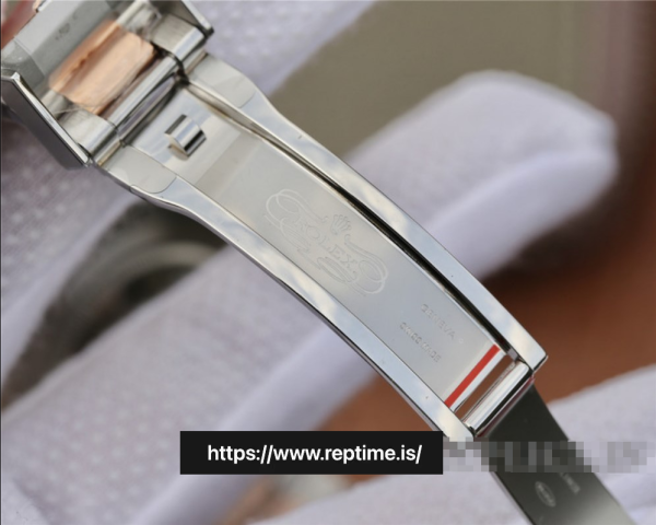 ロレックスGMTマスターII 126711男性自動40MM - Image 9